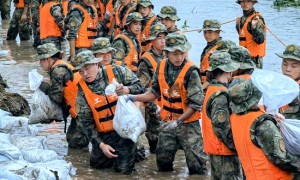 抗洪救灾：勇敢面对挑战，共同迎接未来